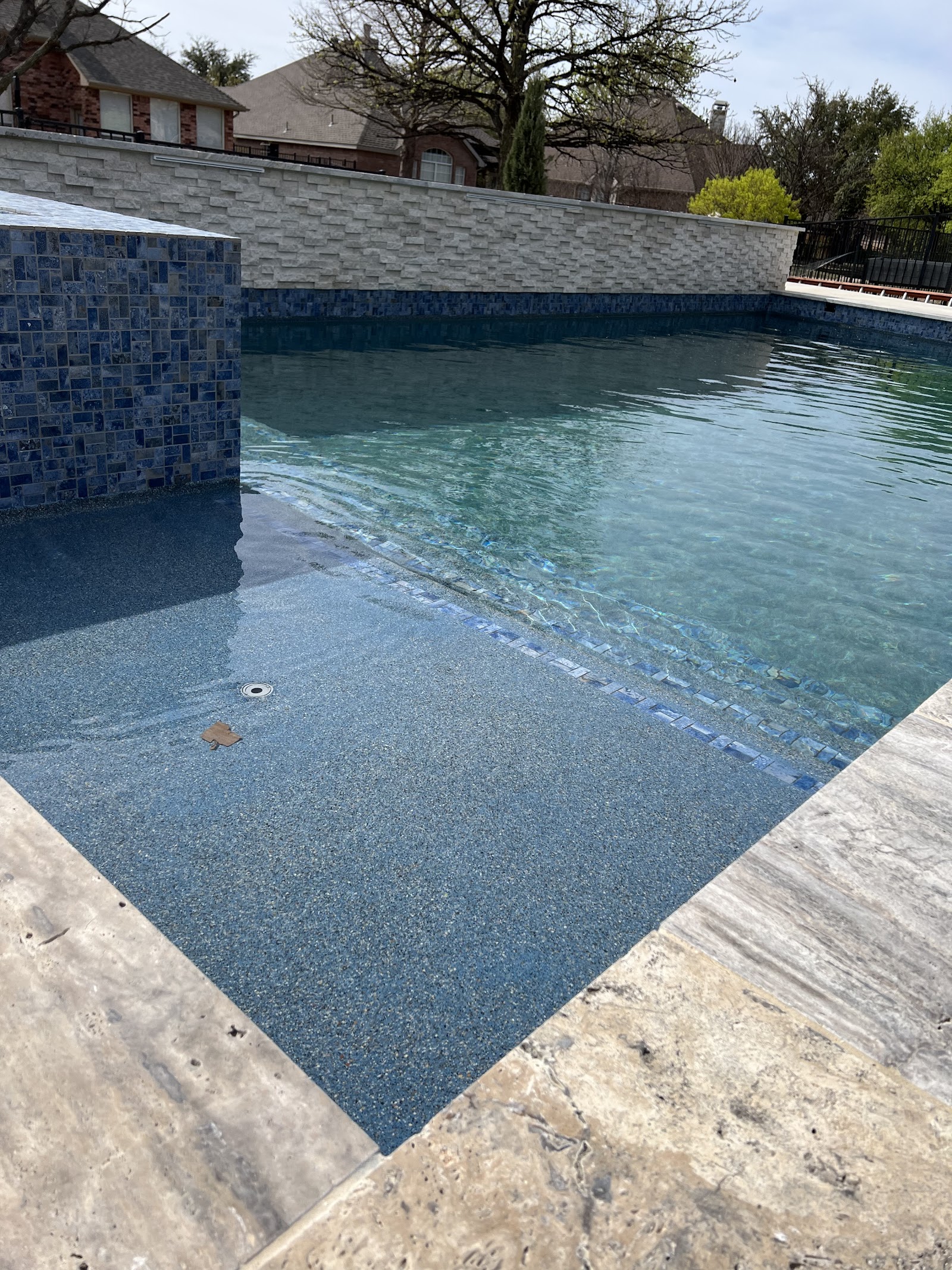 Family Entertaining Pool with Spa